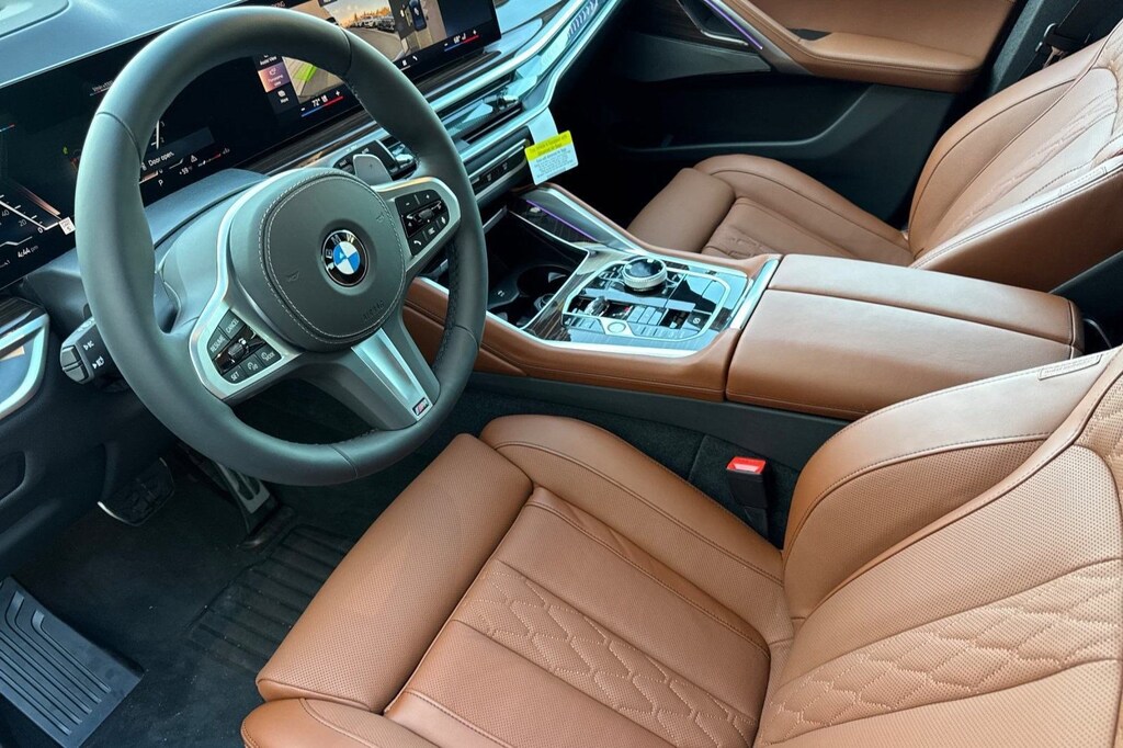 New 2026 BMW X6 xDrive40i SUV