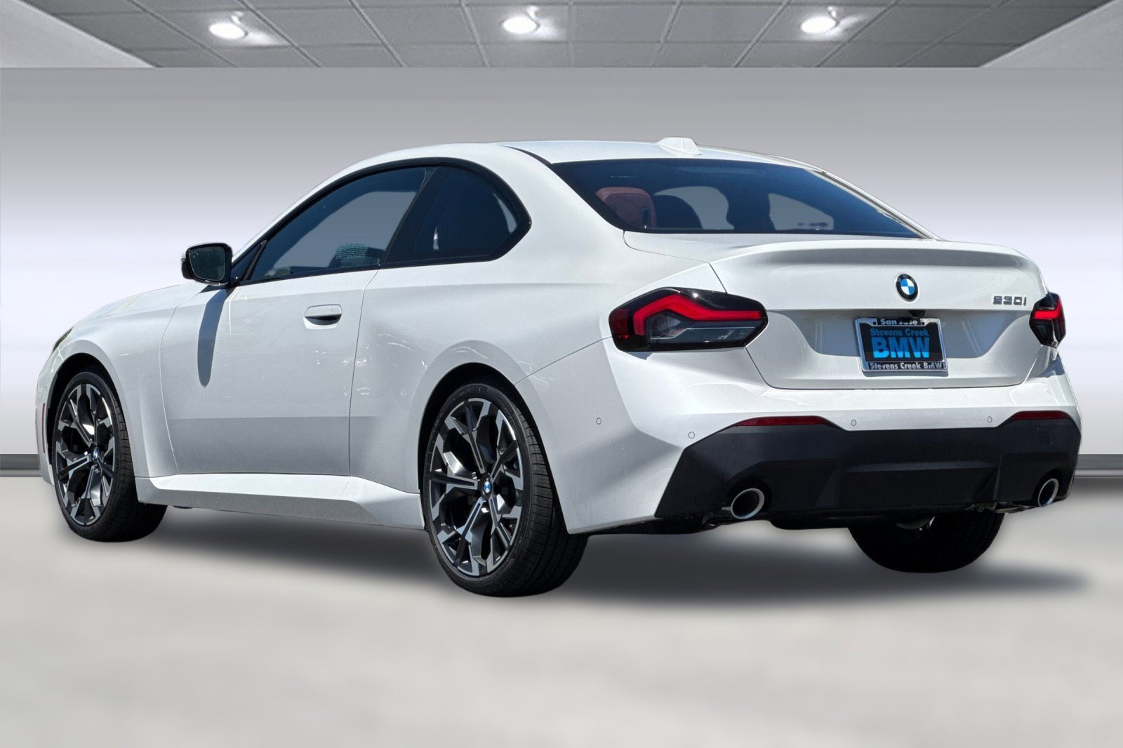2025 Bmw 230i Coupe photo 3