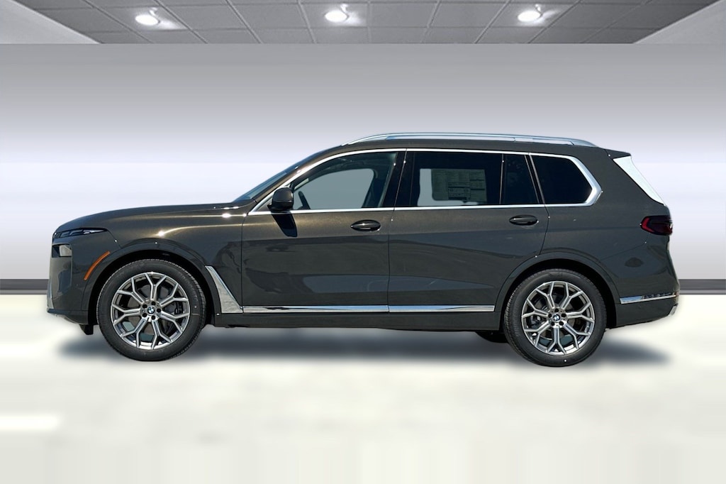 New 2027 BMW X7 xDrive40i SUV