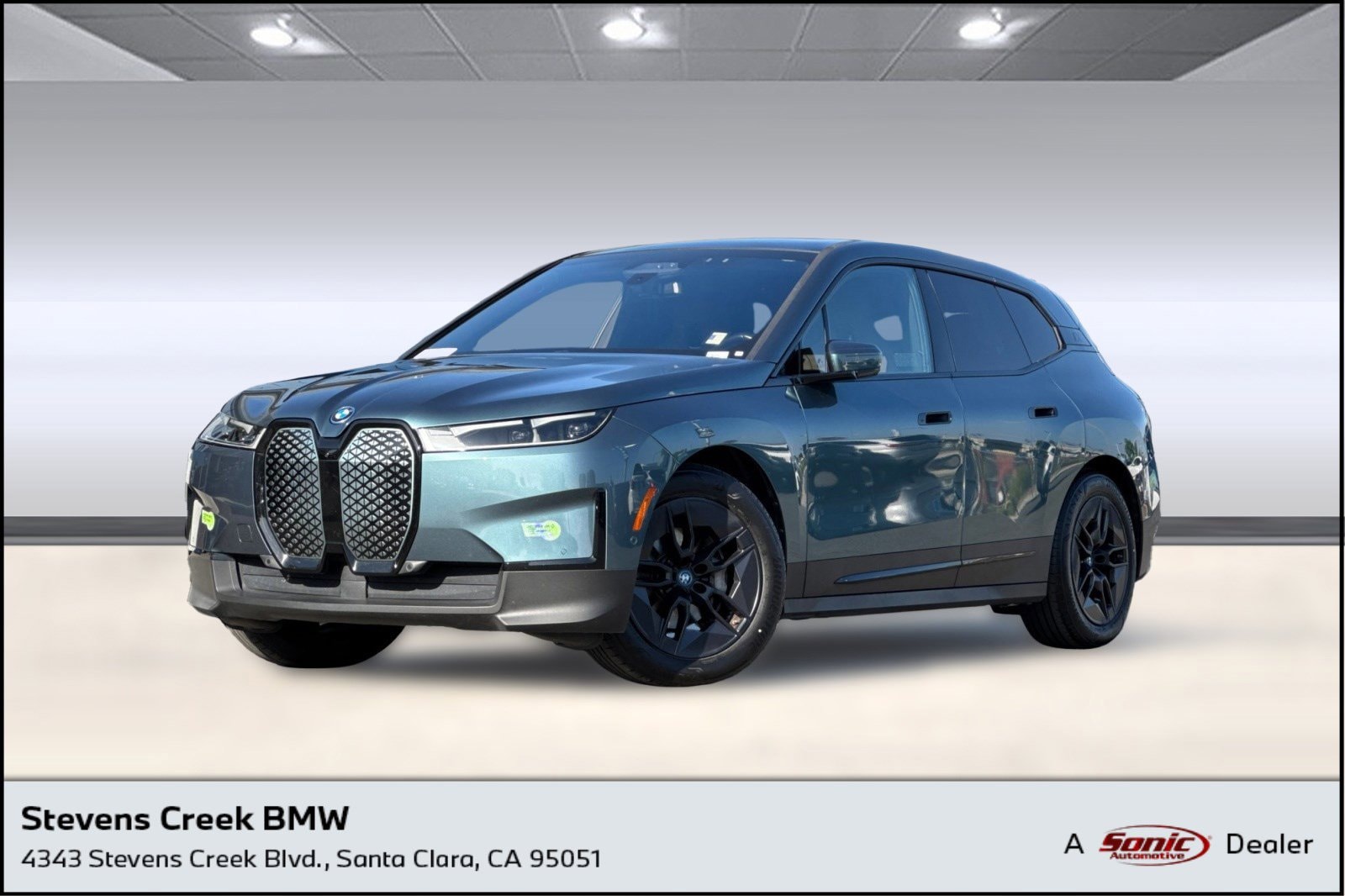 2023 BMW iX xDrive50's photo