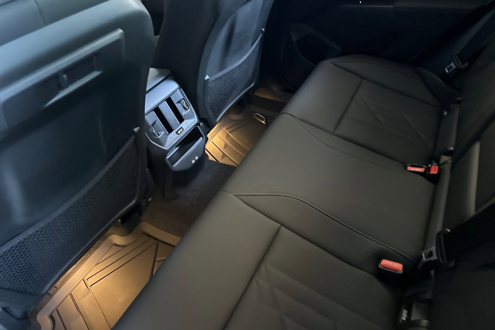 2025 BMW X3 30 - Photo 24