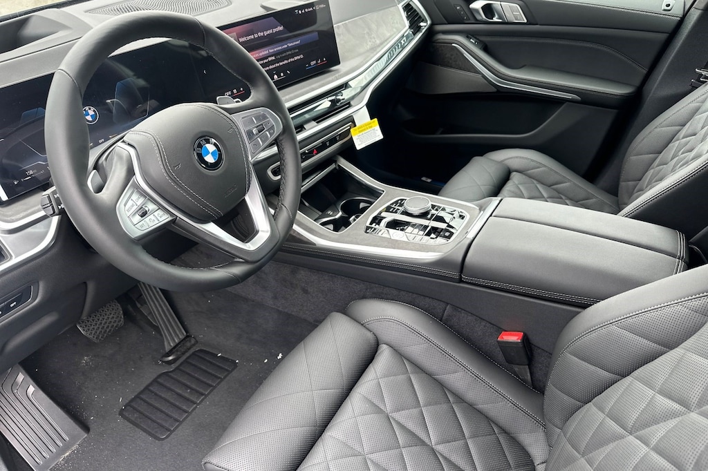 New 2027 BMW X7 xDrive40i SUV