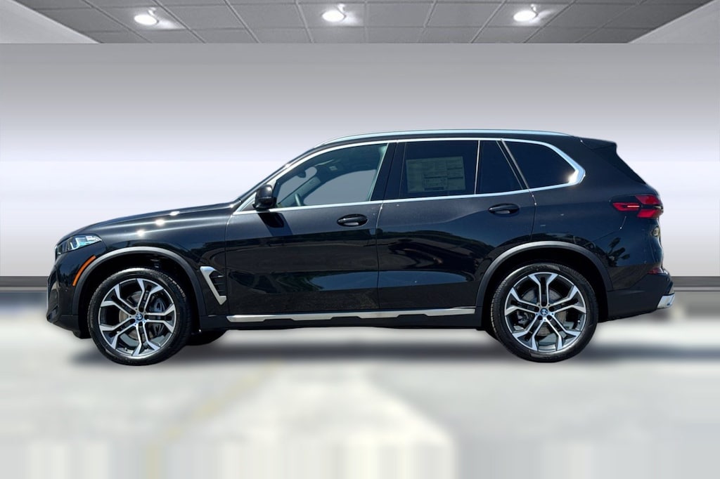 New 2026 BMW X5 xDrive40i SUV
