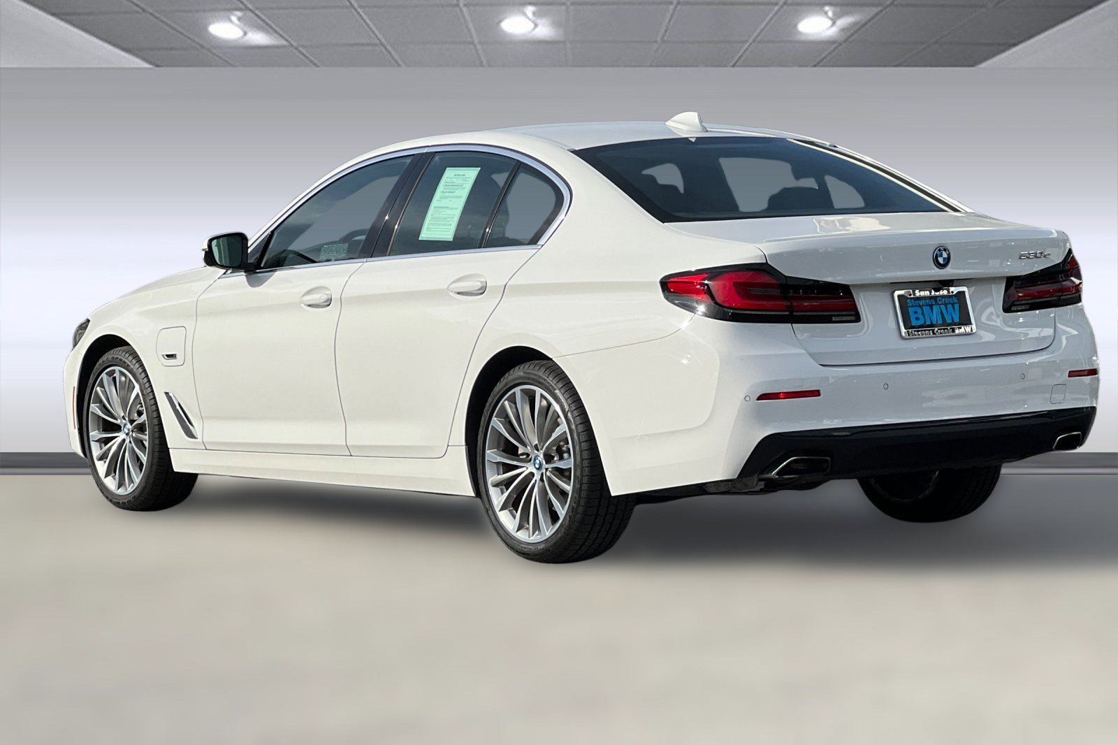 2023 Bmw 530e 5-Series photo 3