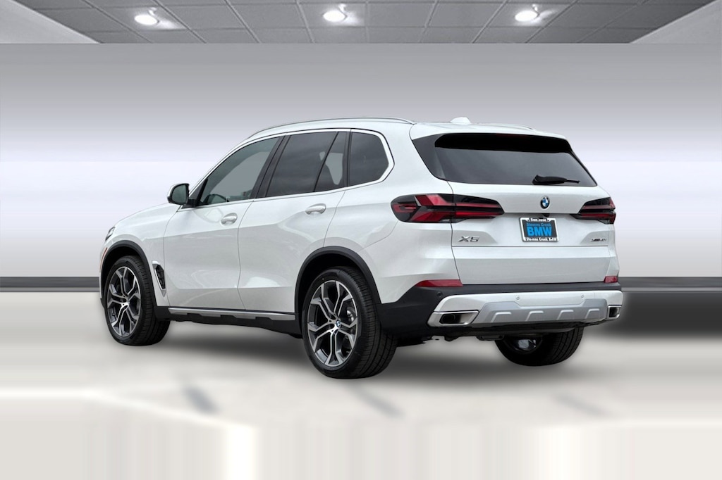 New 2026 BMW X5 xDrive40i SUV