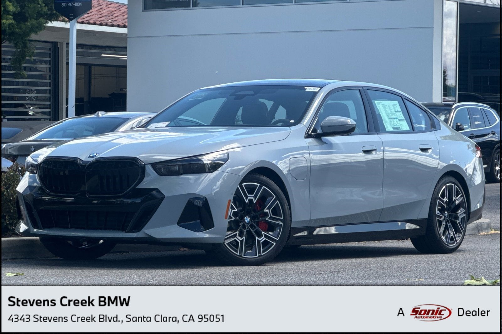 2026 BMW 5 Series 550e xDrive Sedan's photo