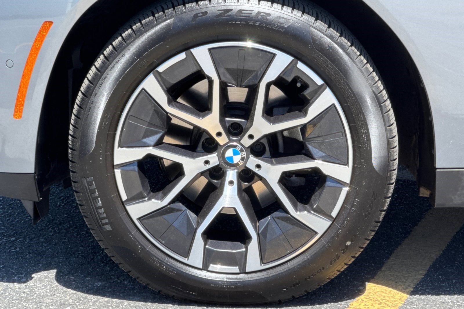 2025 BMW X3 30 - Photo 11