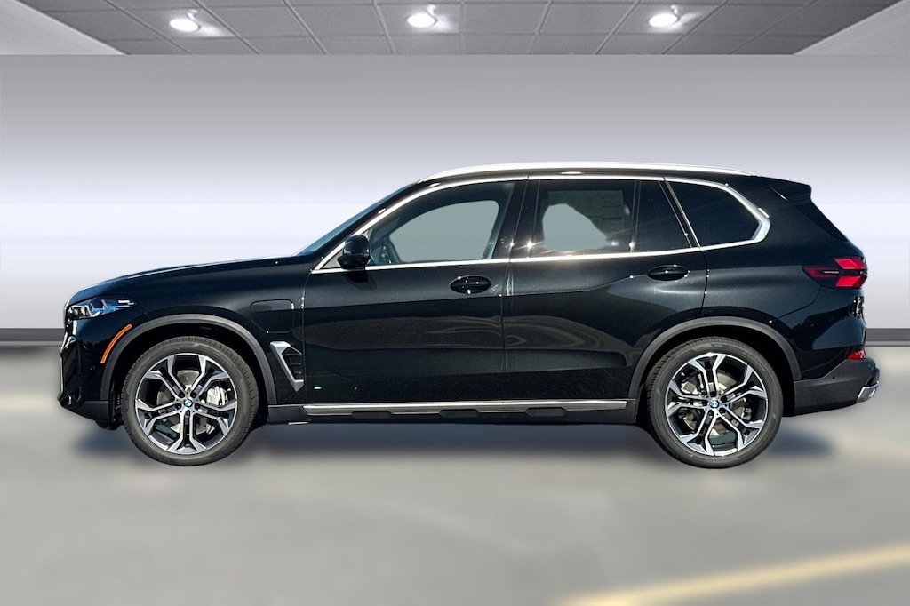 New 2026 BMW X5 PHEV xDrive50e SUV