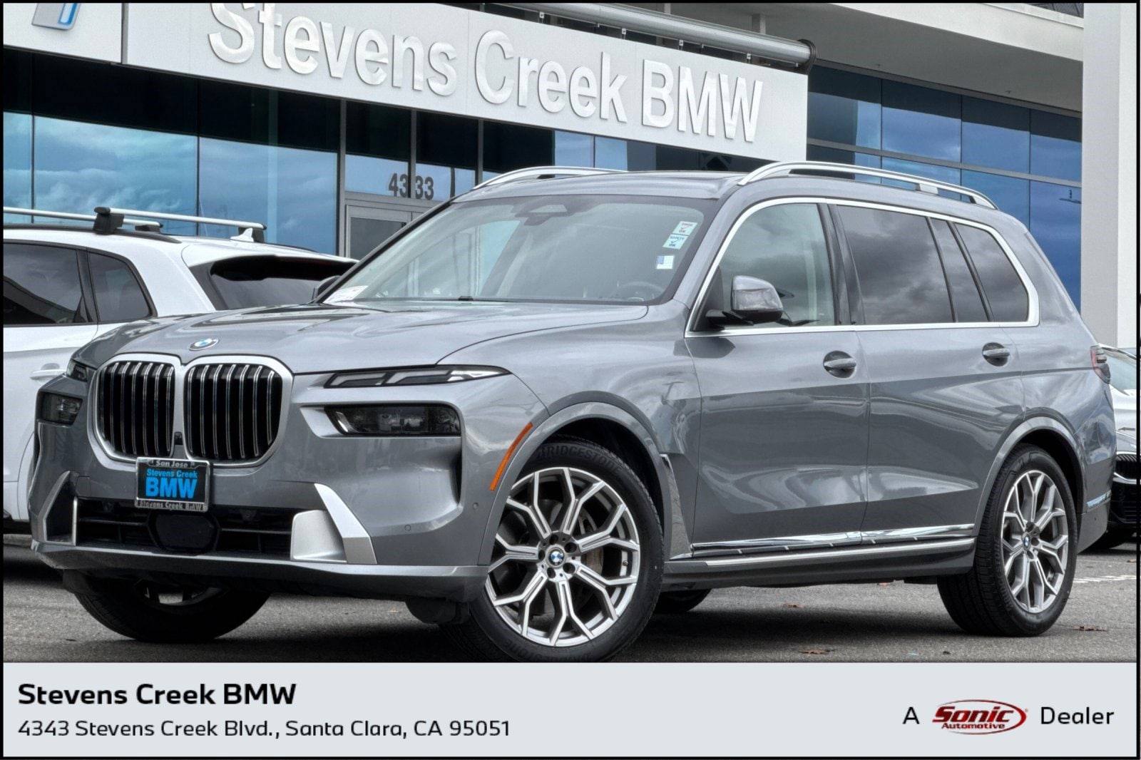 2024 BMW X7 40i's photo