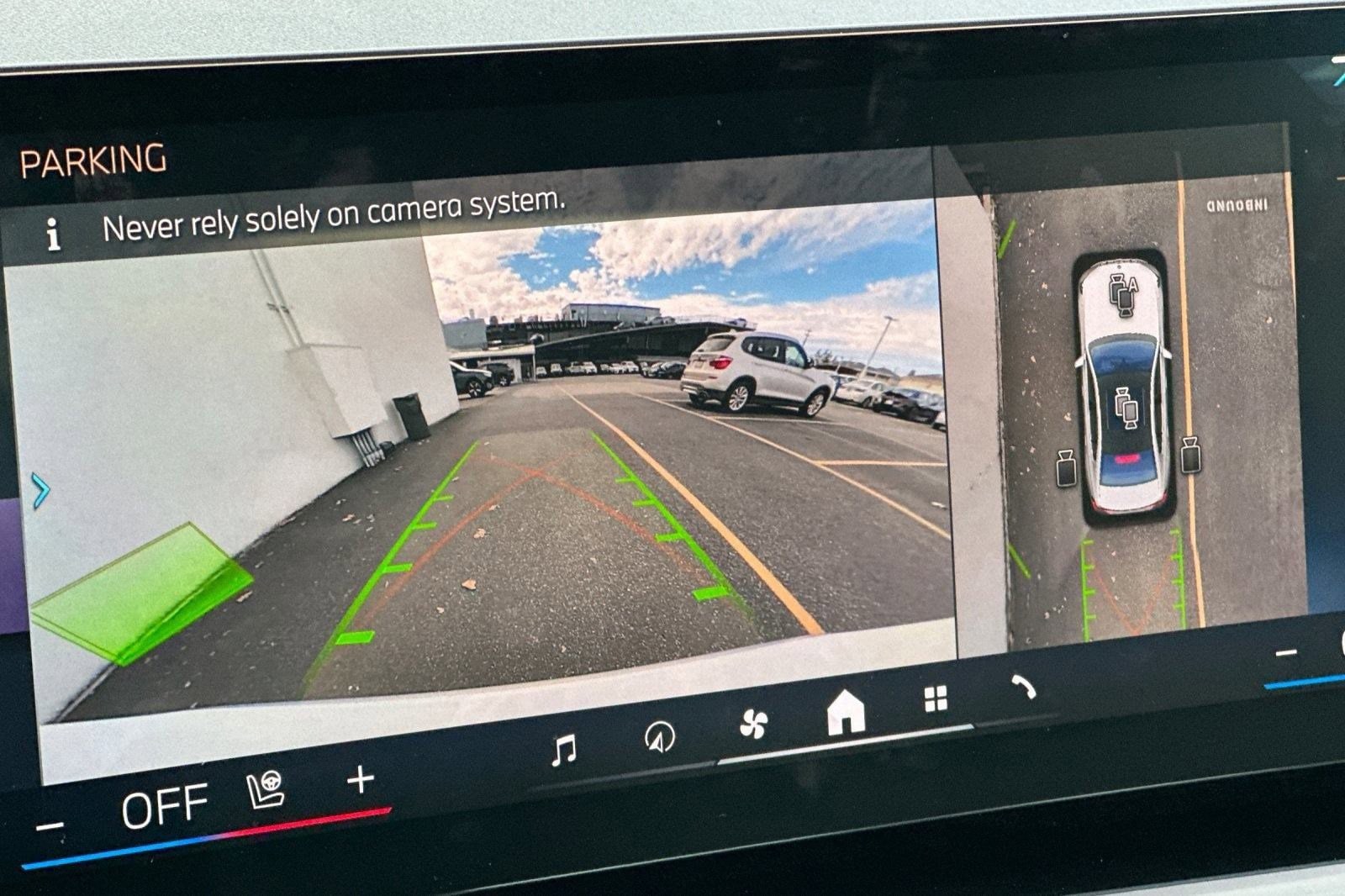 2025 BMW i5 40 - Photo 24