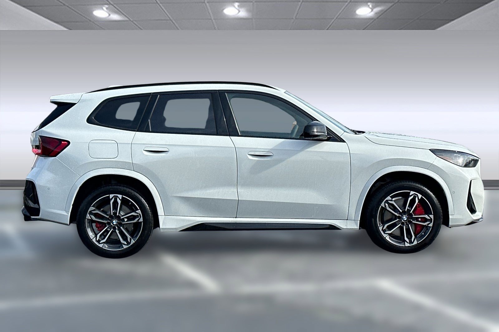 2025 Bmw X1 M35i photo 2