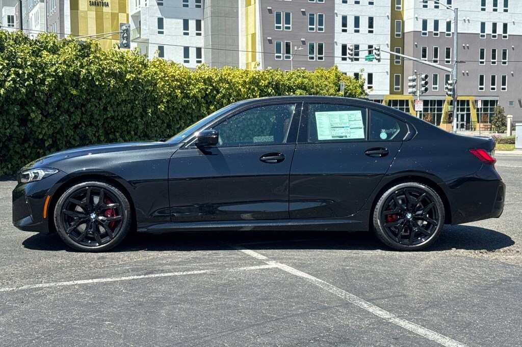 New 2026 BMW 330i xDrive Sedan