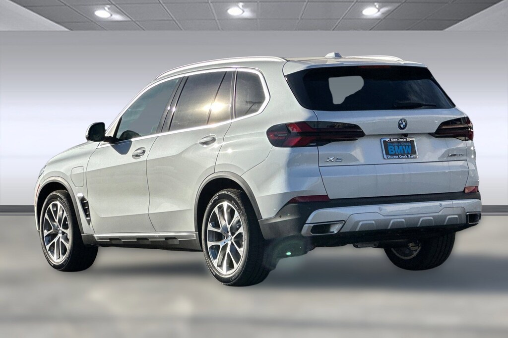 New 2026 BMW X5 PHEV xDrive50e SUV