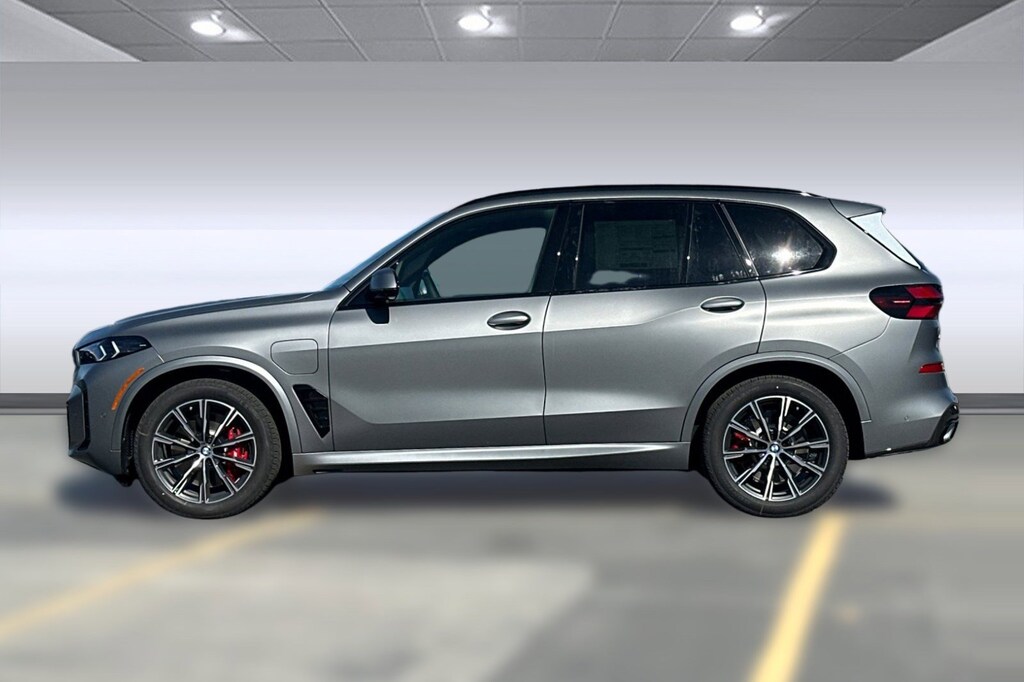 New 2026 BMW X5 PHEV xDrive50e SUV