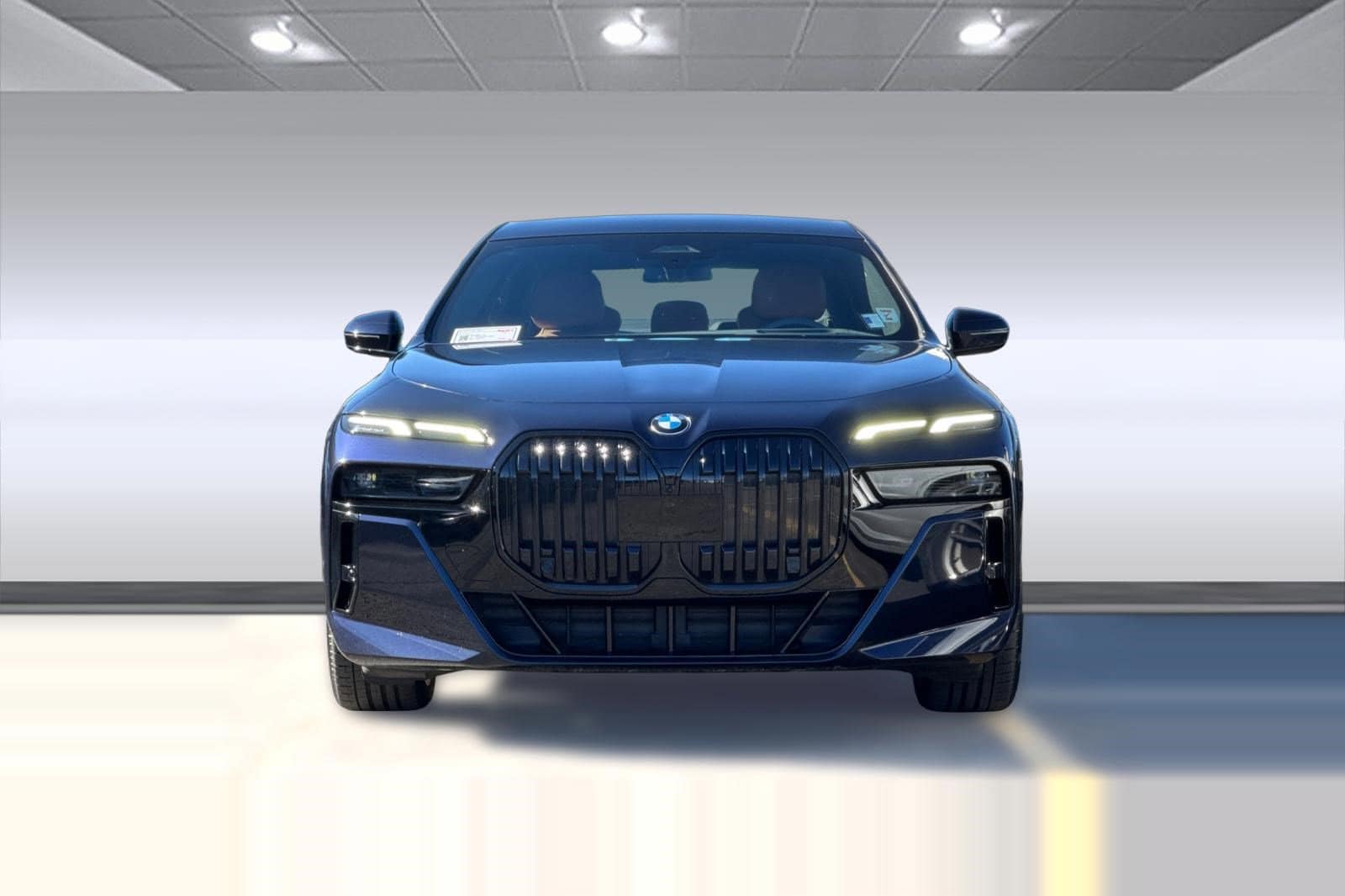 2023 BMW 740i photo 4