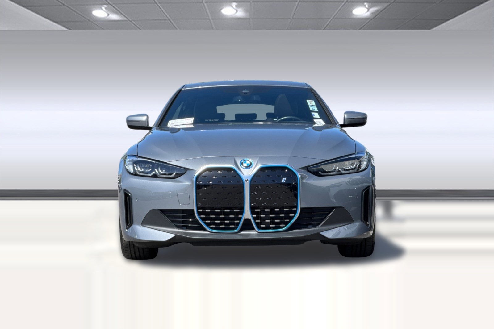 2023 BMW i4 eDrive35 photo 4