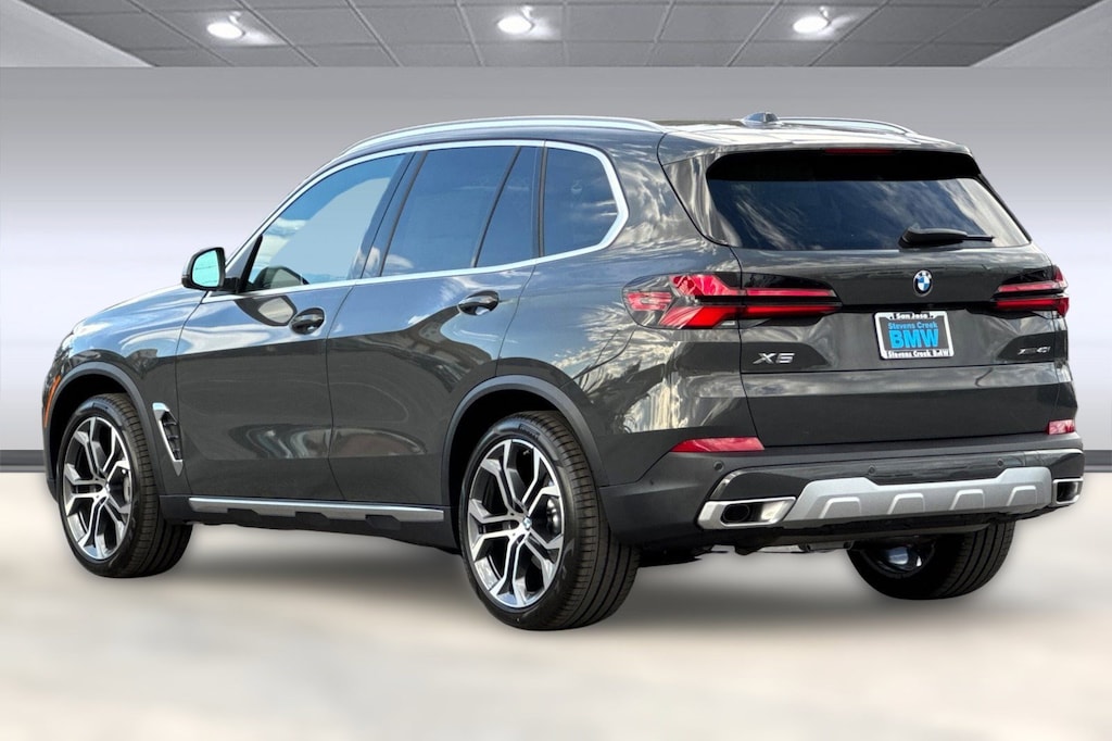 New 2026 BMW X5 xDrive40i SUV