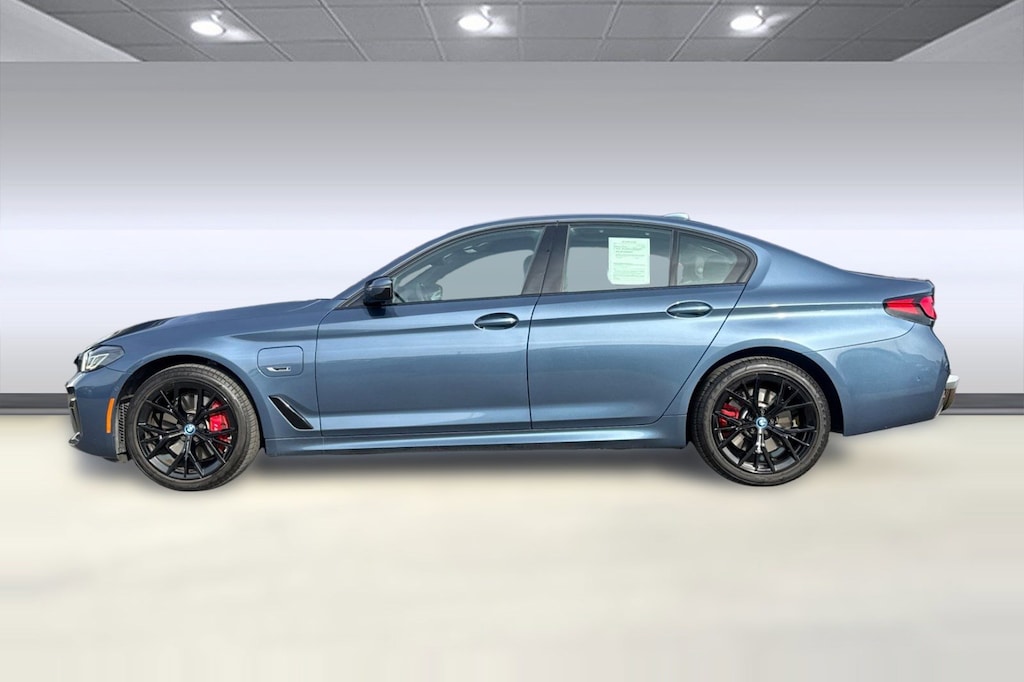 Used 2023 BMW 530e Sedan