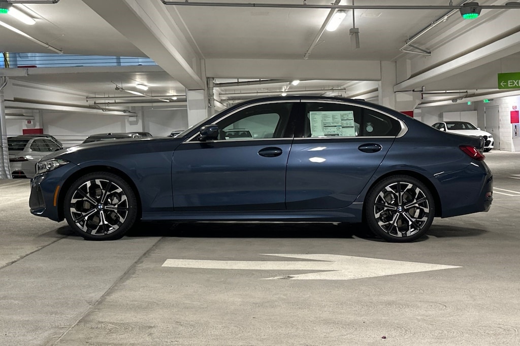 New 2026 BMW 330i Sedan