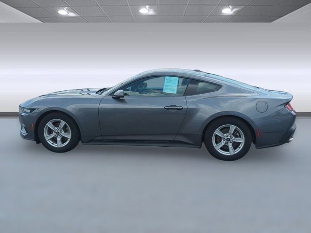 2024 Ford Mustang EcoBoost photo 2