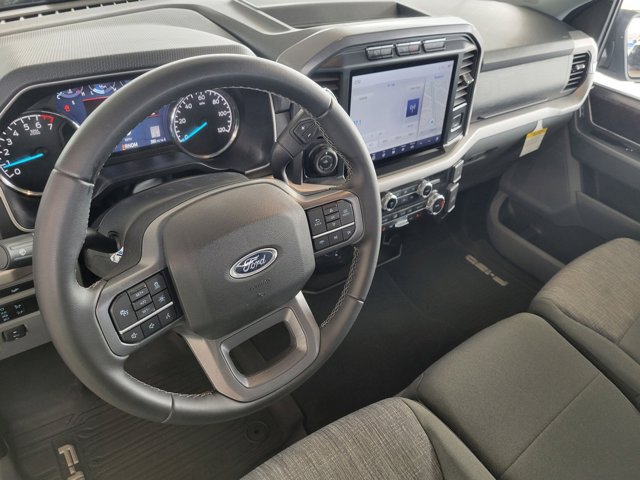2023 Ford F-150 XLT photo 4
