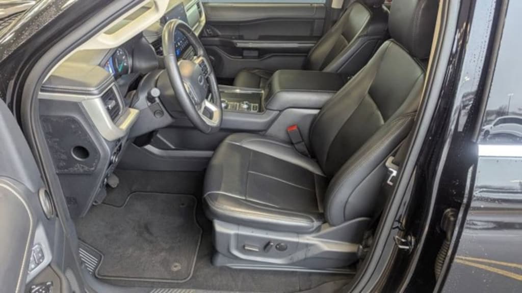 Certified 2024 Ford Expedition Max XLT SUV