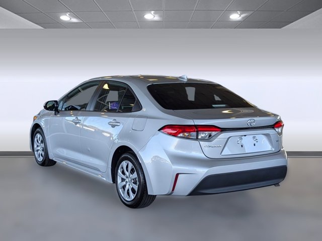 2024 Toyota Corolla LE photo 3