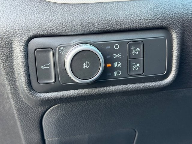2022 Ford Explorer XLT - Photo 18