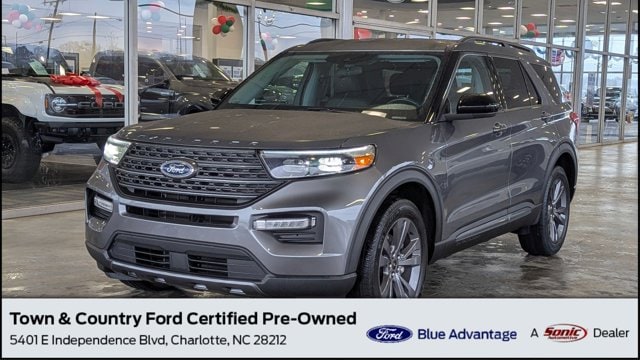 2022 Ford Explorer XLT's photo