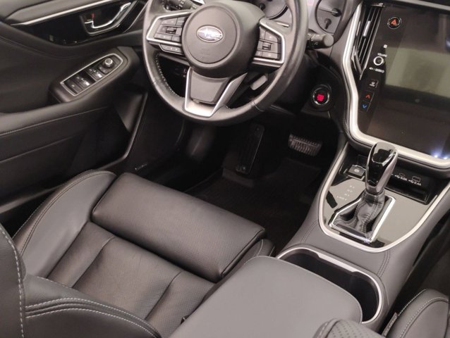 2023 Subaru Outback Limited XT photo 4