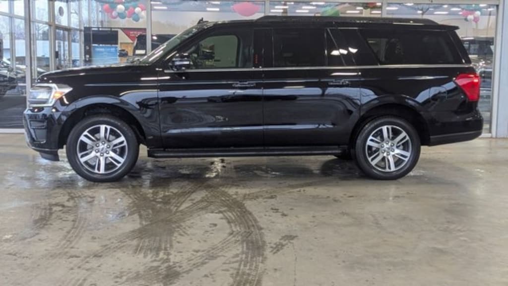 Certified 2024 Ford Expedition Max XLT SUV