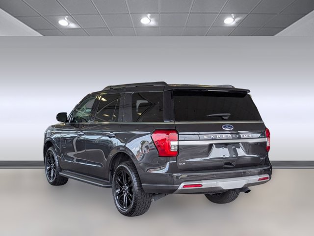 2024 Ford Expedition XLT photo 2