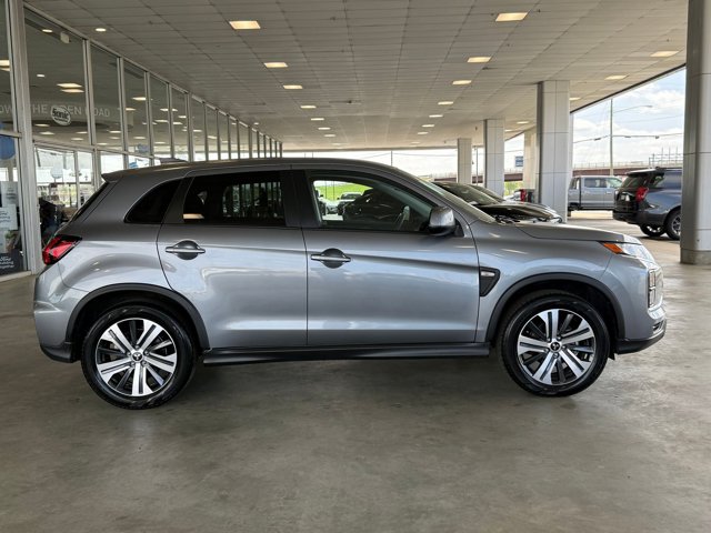 Outlander Sport ES SUV