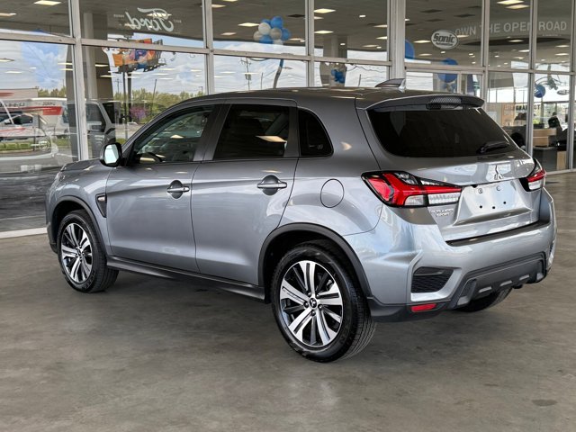 Outlander Sport ES SUV