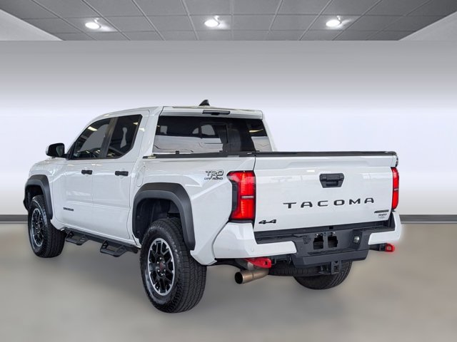 2024 Toyota Tacoma TRD photo 3