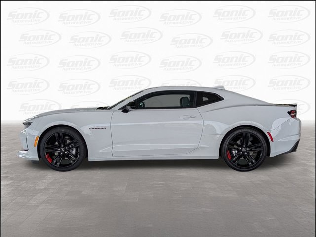 2023 Chevrolet Camaro 3LT photo 2