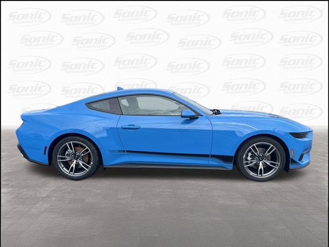 2025 Ford Mustang EcoBoost photo 2