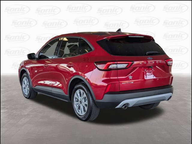 2025 Ford Escape Active photo 2