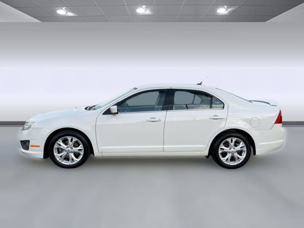 Used 2012 Ford Fusion SE Sedan