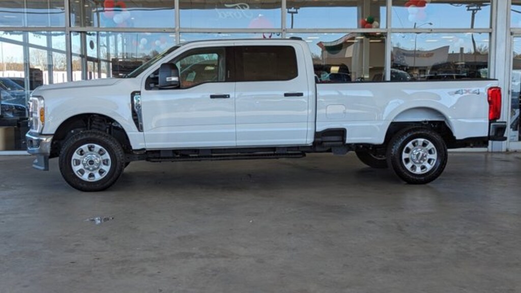 Certified 2024 Ford F-350 XLT Truck Crew Cab