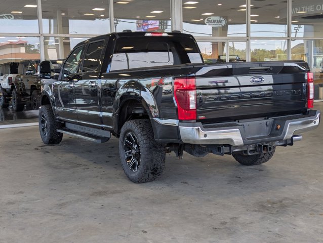 2022 Ford F-250 Lariat photo 2