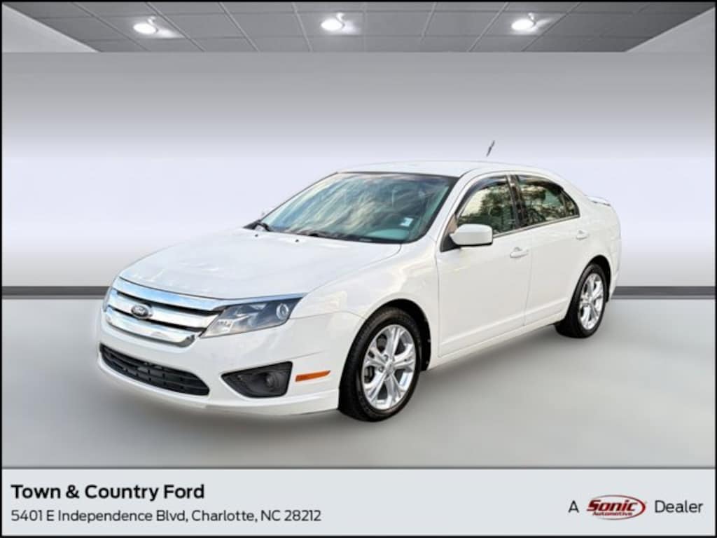 Used 2012 Ford Fusion SE Sedan