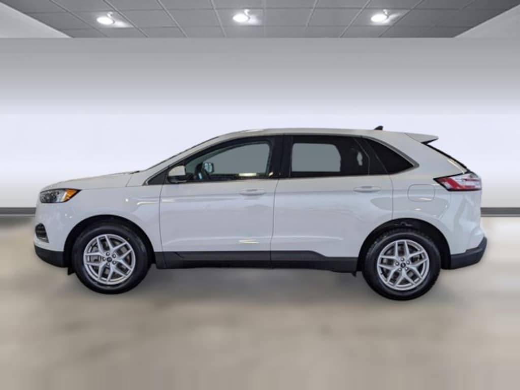 Used 2024 Ford Edge SEL SUV