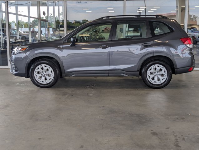 2024 Subaru Forester Base photo 2