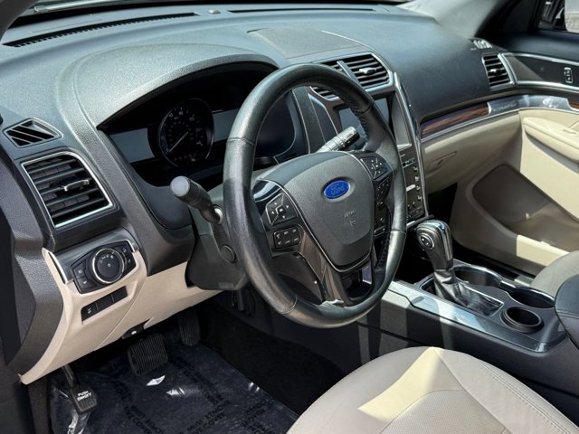 2018 Ford Explorer Limited photo 4