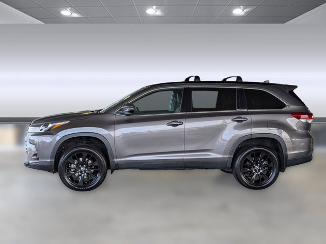 2019 Toyota Highlander SE photo 2
