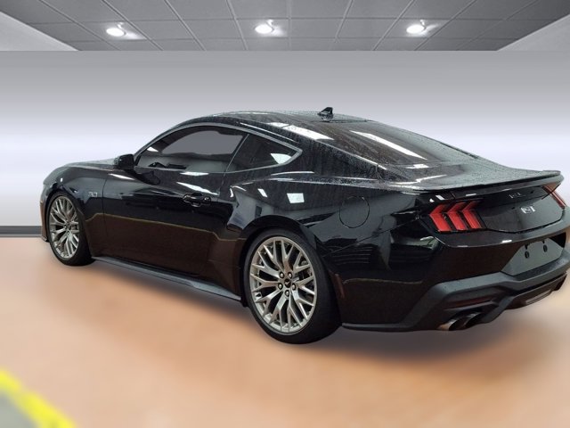 2024 Ford Mustang GT Premium photo 3