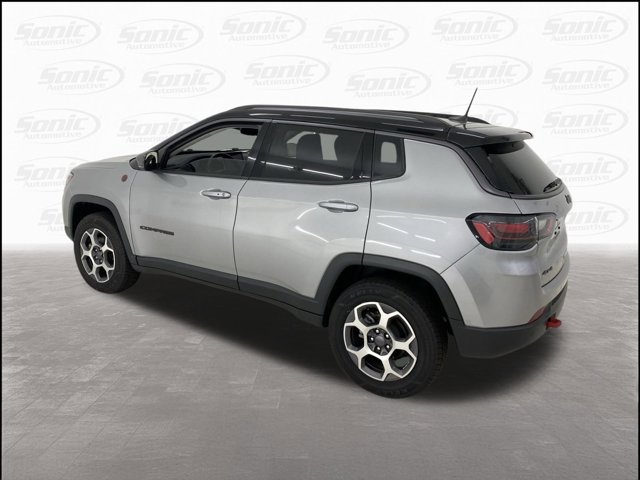 2022 Jeep Compass Trailhawk photo 3