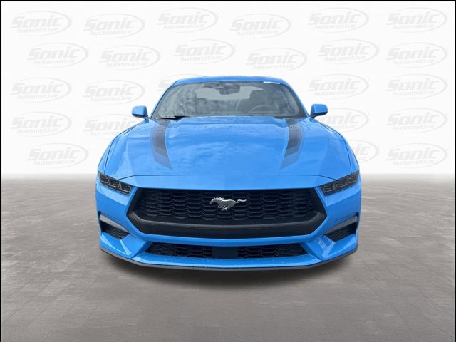 2025 Ford Mustang EcoBoost photo 3