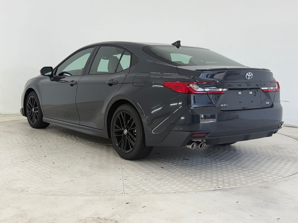 Used 2026 Toyota Camry SE Sedan